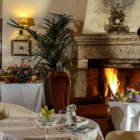 Dello Spuntino 4* Grottaferrata