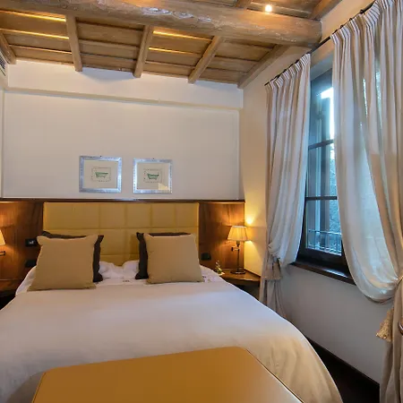 Dello Spuntino Otel 4*