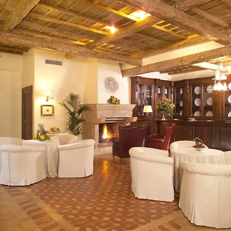 Dello Spuntino Hotel 4*